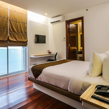 Alimar Hotel Malang Esterno foto